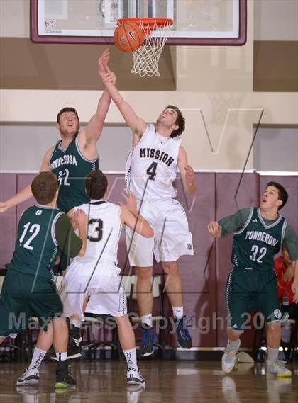 Thumbnail 3 in Mission Prep vs. Ponderosa (MaxPreps Holiday Classic) photogallery.