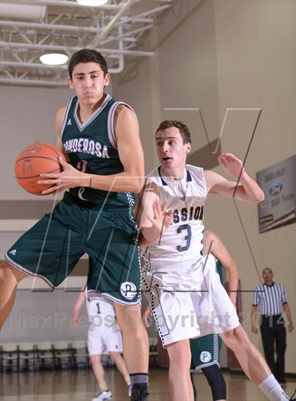 Thumbnail 2 in Mission Prep vs. Ponderosa (MaxPreps Holiday Classic) photogallery.