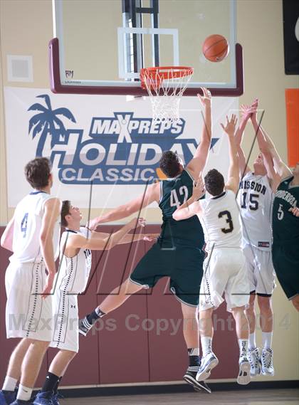 Thumbnail 2 in Mission Prep vs. Ponderosa (MaxPreps Holiday Classic) photogallery.
