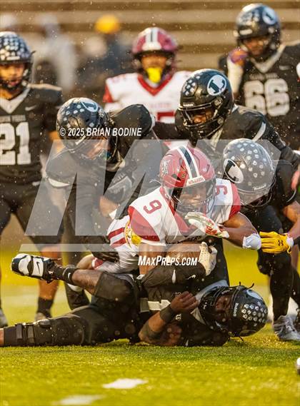 Thumbnail 2 in Bamberg-Ehrhardt vs Lamar (SCHSL 1A Final) photogallery.