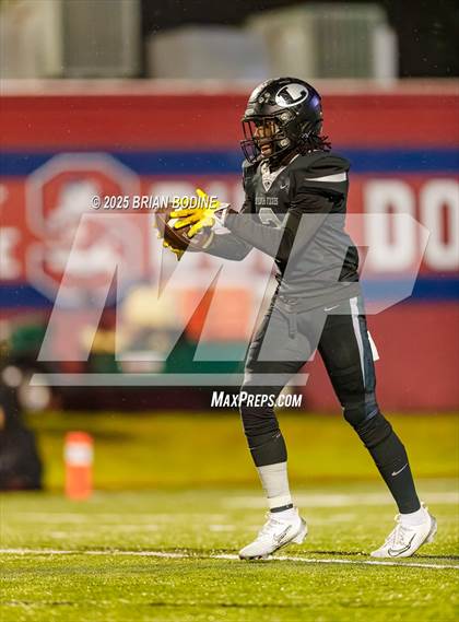 Thumbnail 1 in Bamberg-Ehrhardt vs Lamar (SCHSL 1A Final) photogallery.