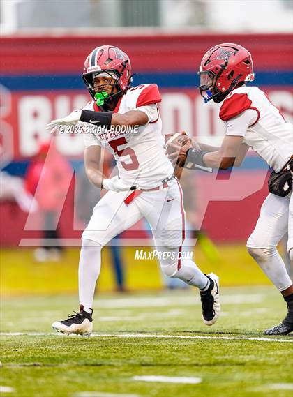 Thumbnail 2 in Bamberg-Ehrhardt vs Lamar (SCHSL 1A Final) photogallery.