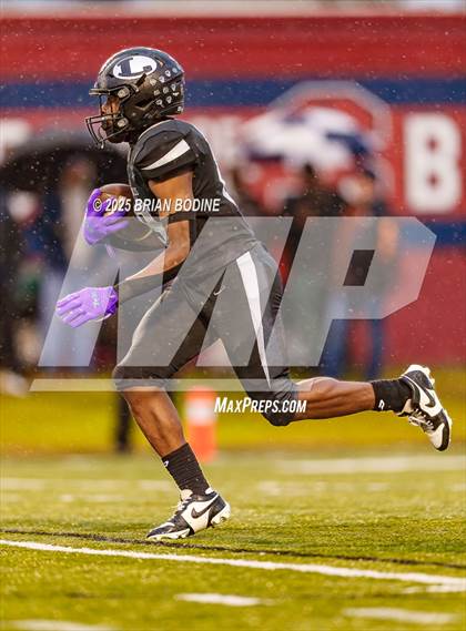 Thumbnail 3 in Bamberg-Ehrhardt vs Lamar (SCHSL 1A Final) photogallery.