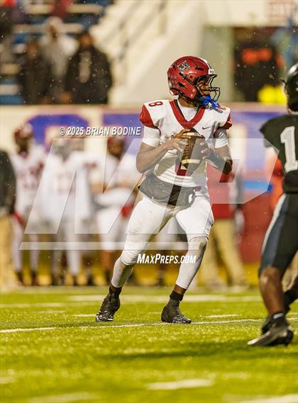 Thumbnail 1 in Bamberg-Ehrhardt vs Lamar (SCHSL 1A Final) photogallery.