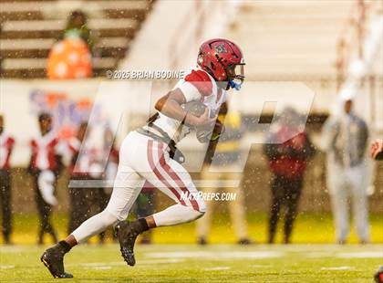 Thumbnail 3 in Bamberg-Ehrhardt vs Lamar (SCHSL 1A Final) photogallery.