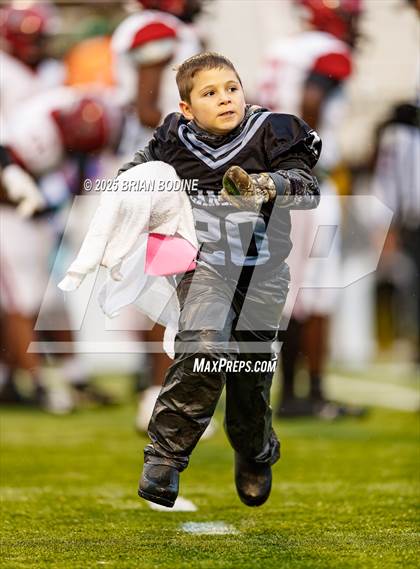 Thumbnail 3 in Bamberg-Ehrhardt vs Lamar (SCHSL 1A Final) photogallery.