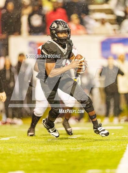 Thumbnail 1 in Bamberg-Ehrhardt vs Lamar (SCHSL 1A Final) photogallery.