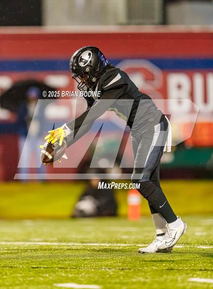 Thumbnail 2 in Bamberg-Ehrhardt vs Lamar (SCHSL 1A Final) photogallery.