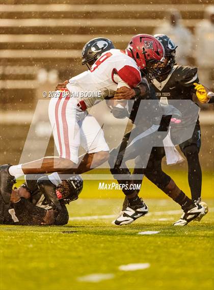 Thumbnail 3 in Bamberg-Ehrhardt vs Lamar (SCHSL 1A Final) photogallery.