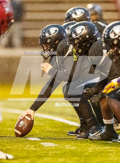 Thumbnail 3 in Bamberg-Ehrhardt vs Lamar (SCHSL 1A Final) photogallery.