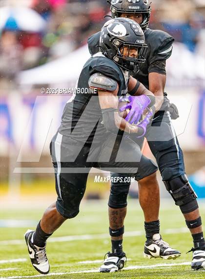 Thumbnail 1 in Bamberg-Ehrhardt vs Lamar (SCHSL 1A Final) photogallery.