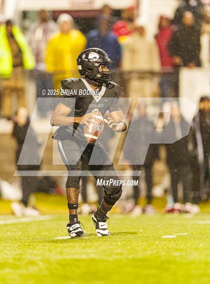 Thumbnail 3 in Bamberg-Ehrhardt vs Lamar (SCHSL 1A Final) photogallery.