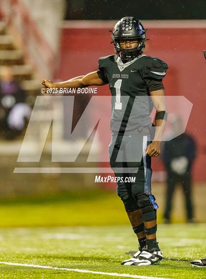 Thumbnail 2 in Bamberg-Ehrhardt vs Lamar (SCHSL 1A Final) photogallery.