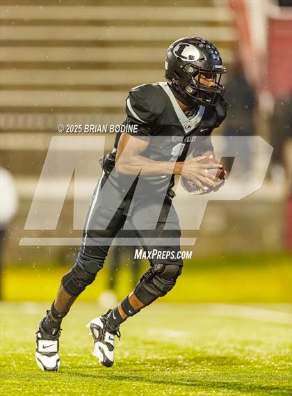 Thumbnail 3 in Bamberg-Ehrhardt vs Lamar (SCHSL 1A Final) photogallery.