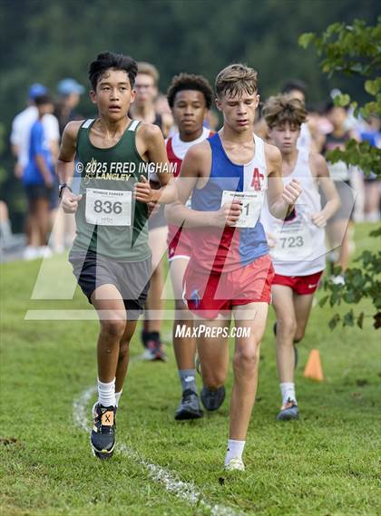 Thumbnail 1 in FR: Monroe Parker Invitational 2025 photogallery.