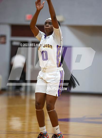 Thumbnail 1 in Center Hill @ DeSoto Central photogallery.