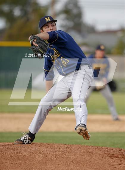 Thumbnail 1 in Millikan @ Pacifica photogallery.