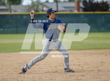 Thumbnail 1 in Millikan @ Pacifica photogallery.
