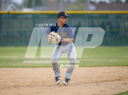 Thumbnail 1 in Millikan @ Pacifica photogallery.