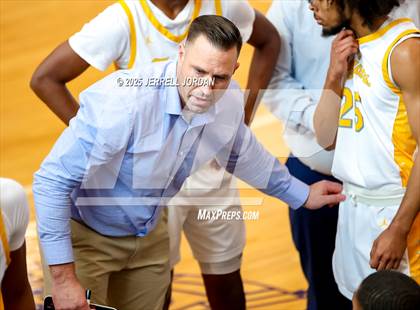 Thumbnail 2 in Garner vs Washington (John Wall Holiday Invitational) photogallery.