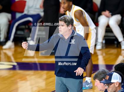 Thumbnail 1 in Garner vs Washington (John Wall Holiday Invitational) photogallery.