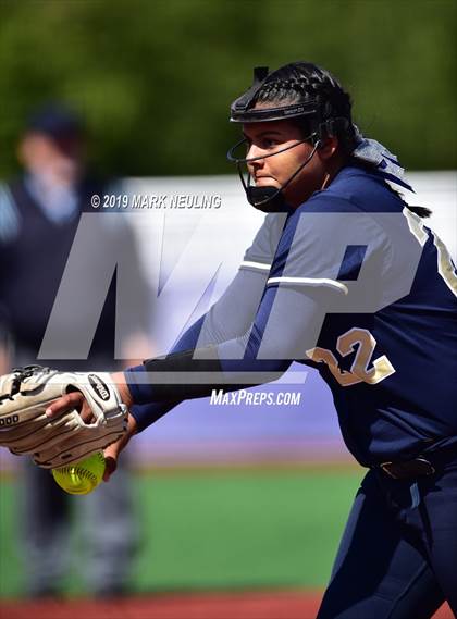 Thumbnail 1 in Everett Alvarez vs. Aragon (CIF CCS D1 Round 1) photogallery.