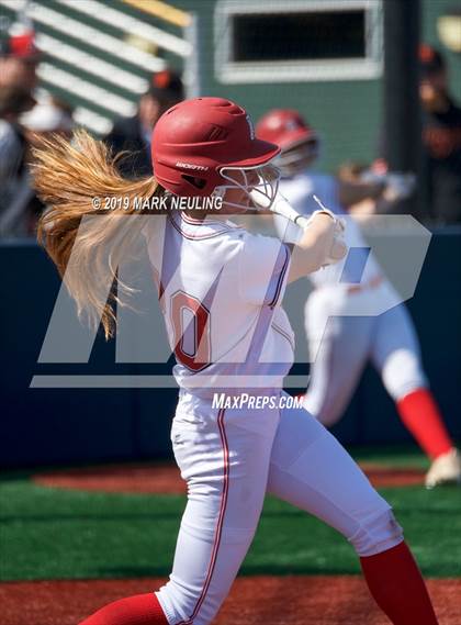 Thumbnail 3 in Everett Alvarez vs. Aragon (CIF CCS D1 Round 1) photogallery.