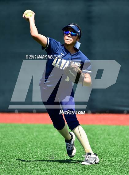 Thumbnail 1 in Everett Alvarez vs. Aragon (CIF CCS D1 Round 1) photogallery.