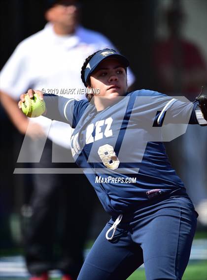 Thumbnail 3 in Everett Alvarez vs. Aragon (CIF CCS D1 Round 1) photogallery.