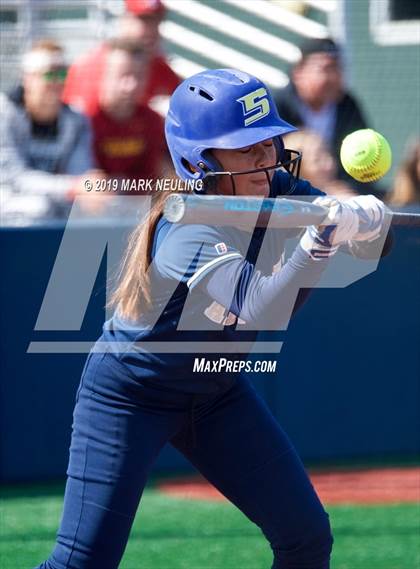 Thumbnail 3 in Everett Alvarez vs. Aragon (CIF CCS D1 Round 1) photogallery.