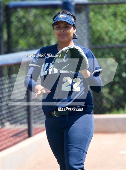 Thumbnail 1 in Everett Alvarez vs. Aragon (CIF CCS D1 Round 1) photogallery.