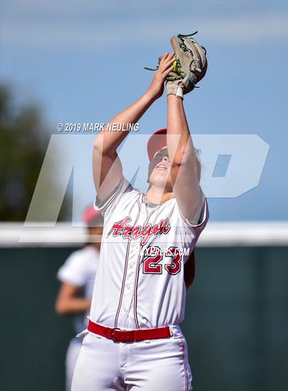 Thumbnail 3 in Everett Alvarez vs. Aragon (CIF CCS D1 Round 1) photogallery.