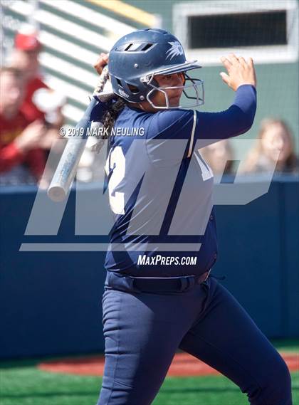Thumbnail 2 in Everett Alvarez vs. Aragon (CIF CCS D1 Round 1) photogallery.