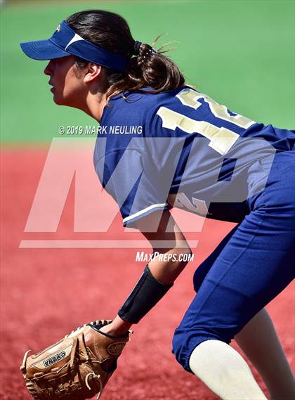Thumbnail 2 in Everett Alvarez vs. Aragon (CIF CCS D1 Round 1) photogallery.