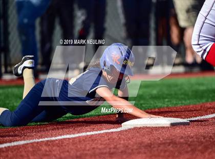 Thumbnail 1 in Everett Alvarez vs. Aragon (CIF CCS D1 Round 1) photogallery.