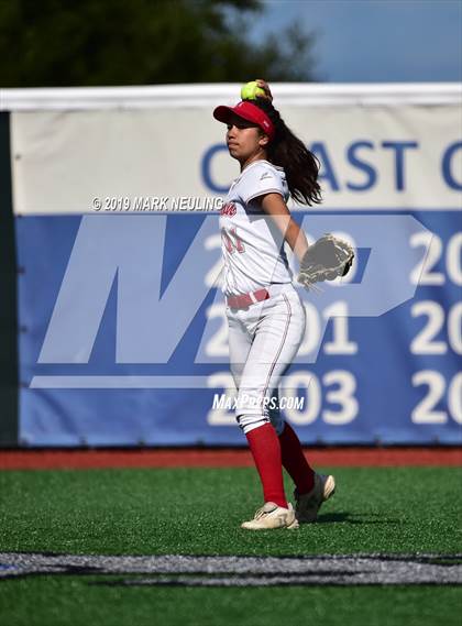 Thumbnail 3 in Everett Alvarez vs. Aragon (CIF CCS D1 Round 1) photogallery.