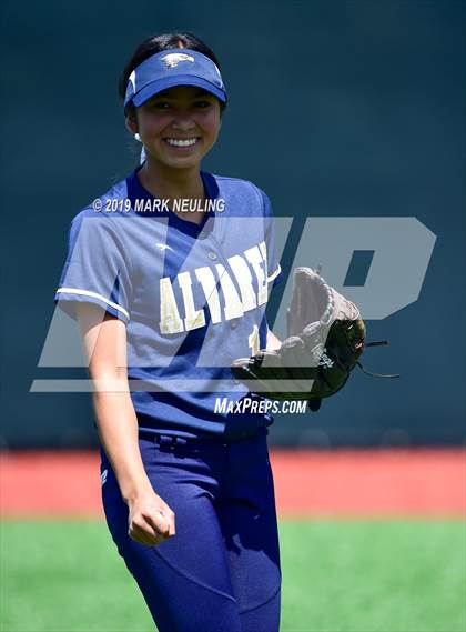 Thumbnail 1 in Everett Alvarez vs. Aragon (CIF CCS D1 Round 1) photogallery.