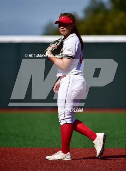 Thumbnail 3 in Everett Alvarez vs. Aragon (CIF CCS D1 Round 1) photogallery.