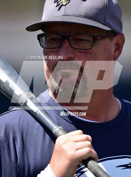 Thumbnail 2 in Everett Alvarez vs. Aragon (CIF CCS D1 Round 1) photogallery.