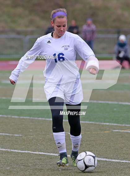 Thumbnail 2 in Old Lyme vs. Holy Cross (CIAC Class S Final) photogallery.