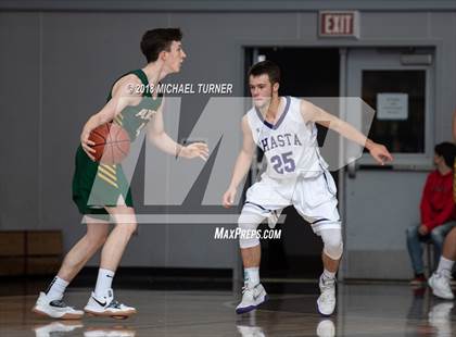 Thumbnail 2 in Shasta vs. Placer photogallery.