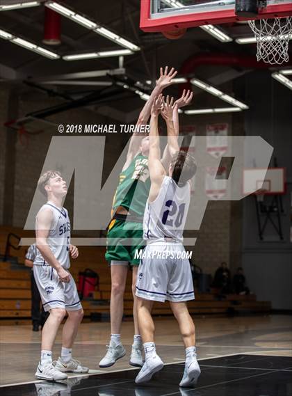 Thumbnail 1 in Shasta vs. Placer photogallery.