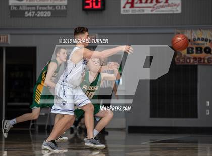 Thumbnail 3 in Shasta vs. Placer photogallery.