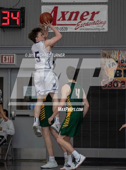 Thumbnail 2 in Shasta vs. Placer photogallery.