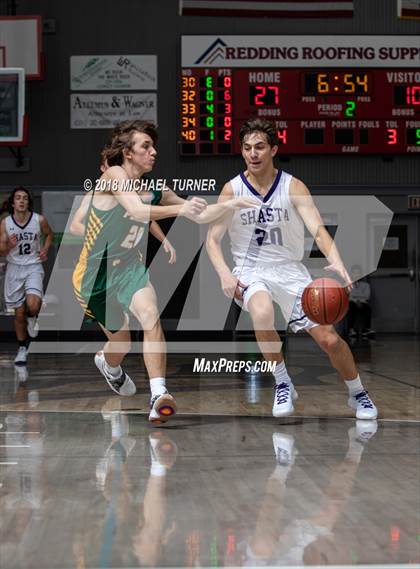 Thumbnail 3 in Shasta vs. Placer photogallery.