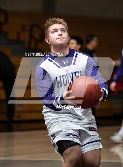 Thumbnail 2 in Shasta vs. Placer photogallery.