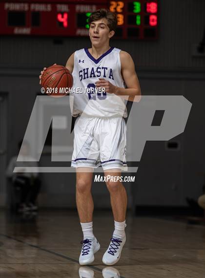 Thumbnail 2 in Shasta vs. Placer photogallery.