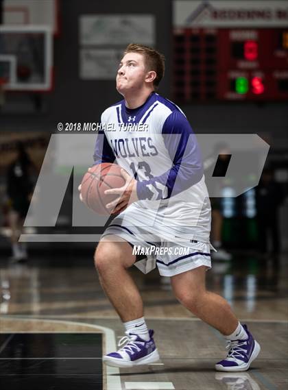 Thumbnail 1 in Shasta vs. Placer photogallery.