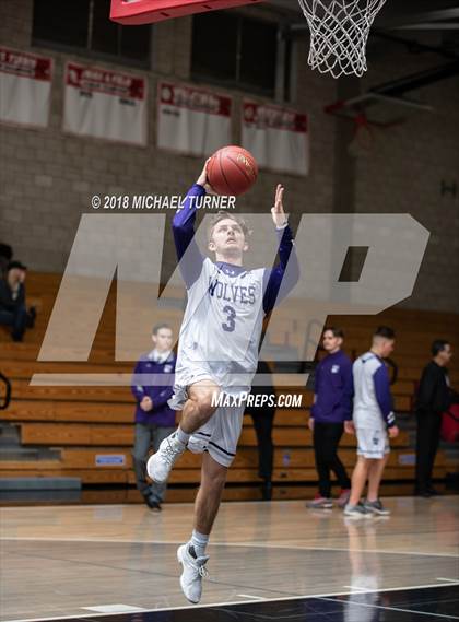 Thumbnail 3 in Shasta vs. Placer photogallery.