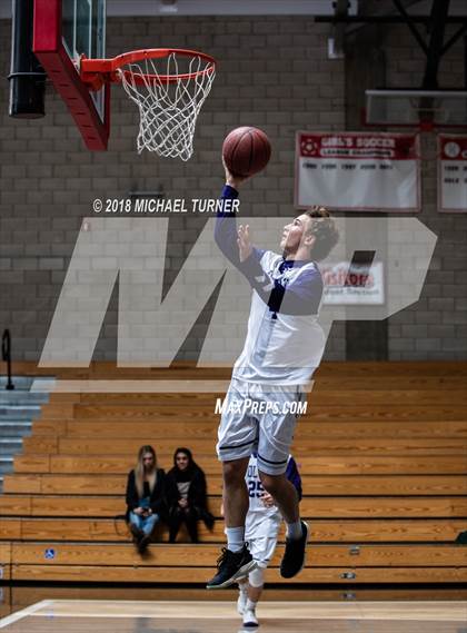 Thumbnail 2 in Shasta vs. Placer photogallery.